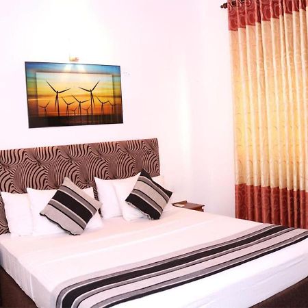 Cozy Inn נגומבו מראה חיצוני תמונה