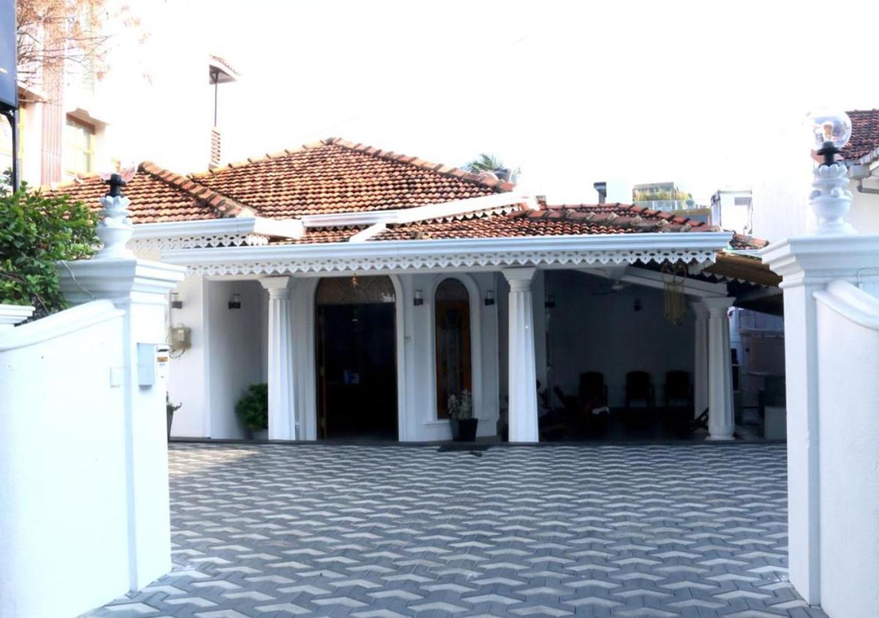 Cozy Inn נגומבו מראה חיצוני תמונה
