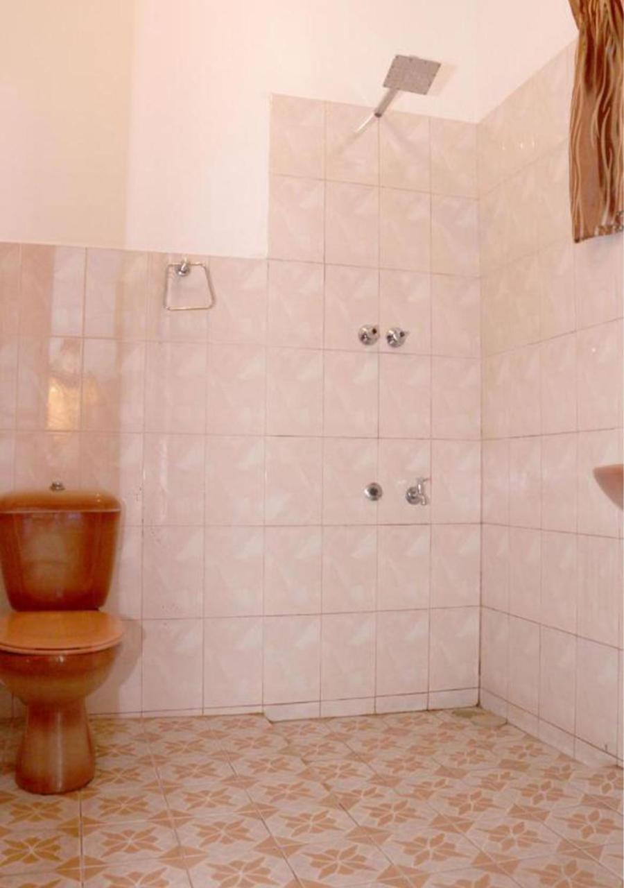 Cozy Inn נגומבו מראה חיצוני תמונה